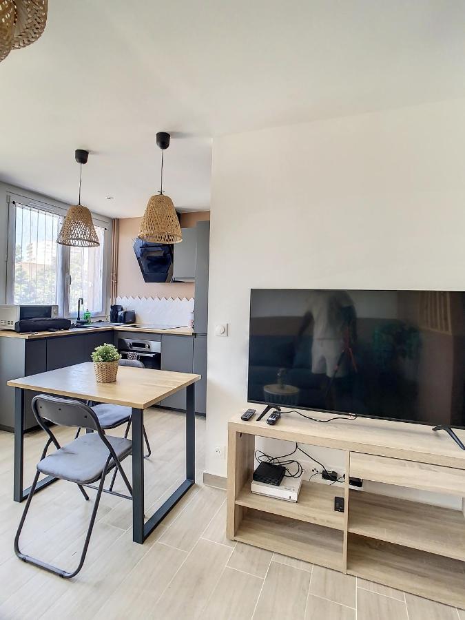 Appart Cosy Proche Paris Gare Orly Tram Wifi 4Pers Apartment Choisy-le-Roi Exterior photo